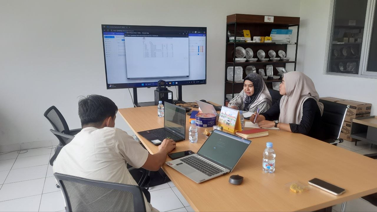Review data dan laporan IT Inventory