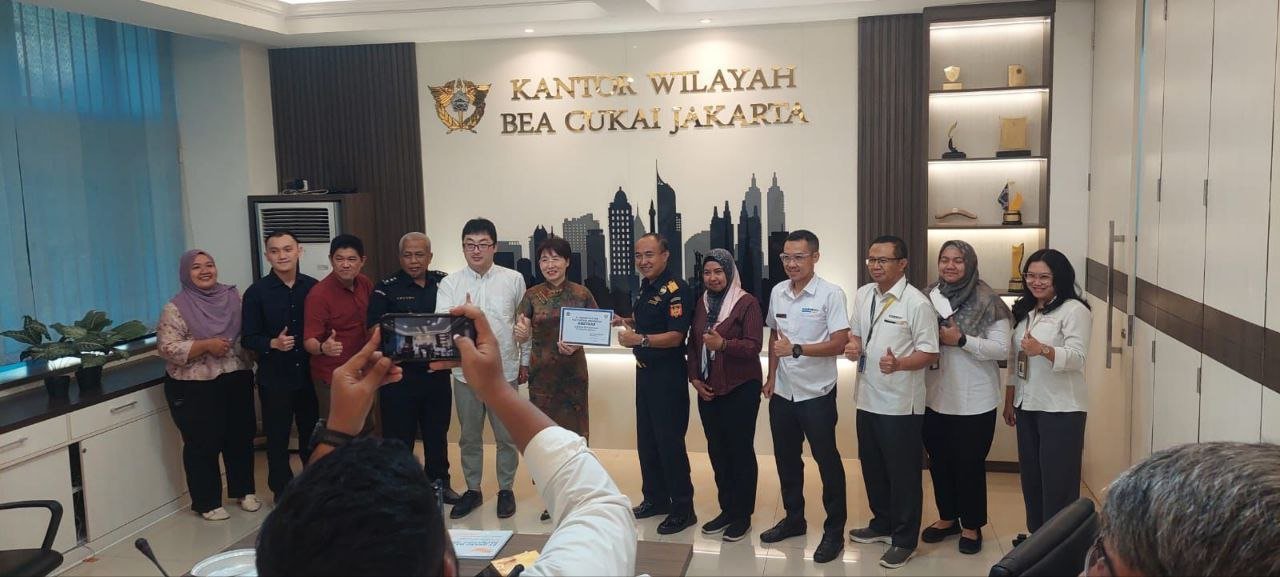 Dokumentasi serah terima SKEP di Kantor Wilayah Bea Cukai Jakarta